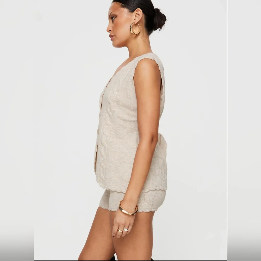 Matcing Set - Picture 2 of 3